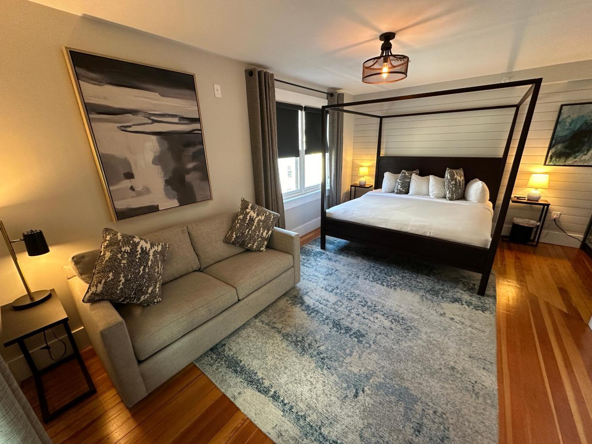 Entire Modern 7 Unit 7 Bath Boutique Inn ニューポート エクステリア 写真