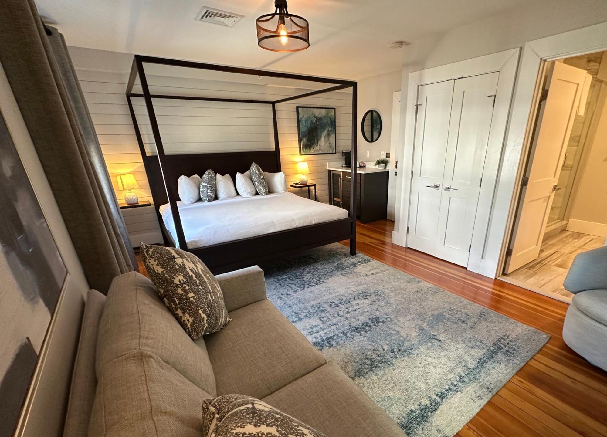 Entire Modern 7 Unit 7 Bath Boutique Inn ニューポート エクステリア 写真
