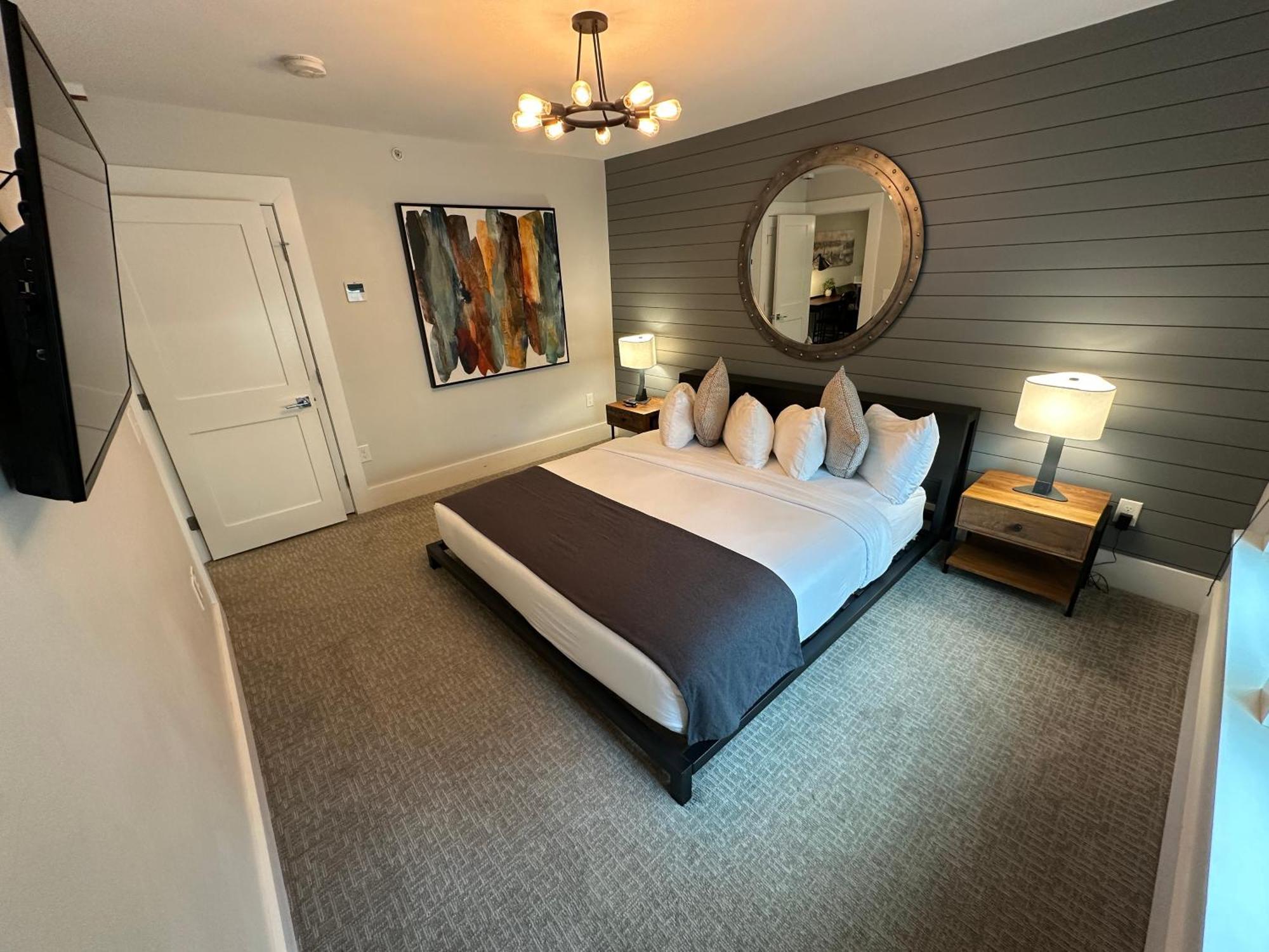 Entire Modern 7 Unit 7 Bath Boutique Inn ニューポート エクステリア 写真